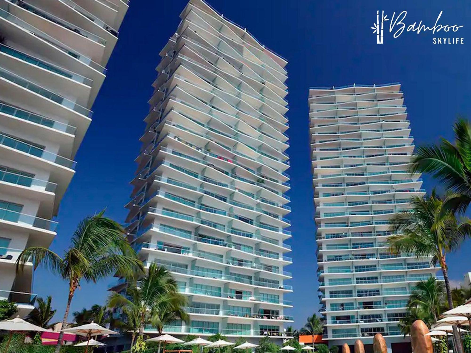 Icon Vallarta Beach Front By Bamboo Skylife 巴亞爾塔港 外观 照片