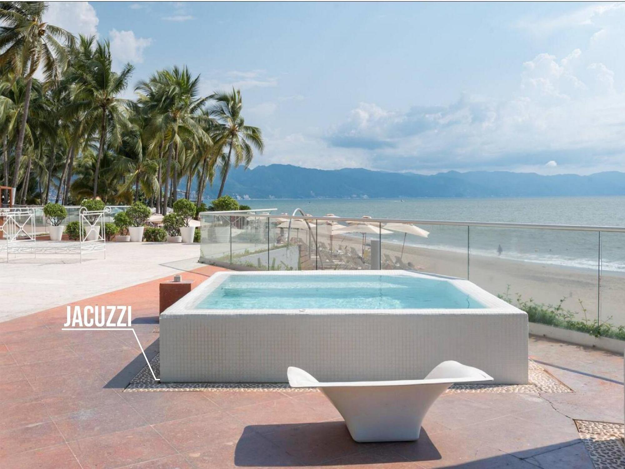 Icon Vallarta Beach Front By Bamboo Skylife 巴亞爾塔港 外观 照片