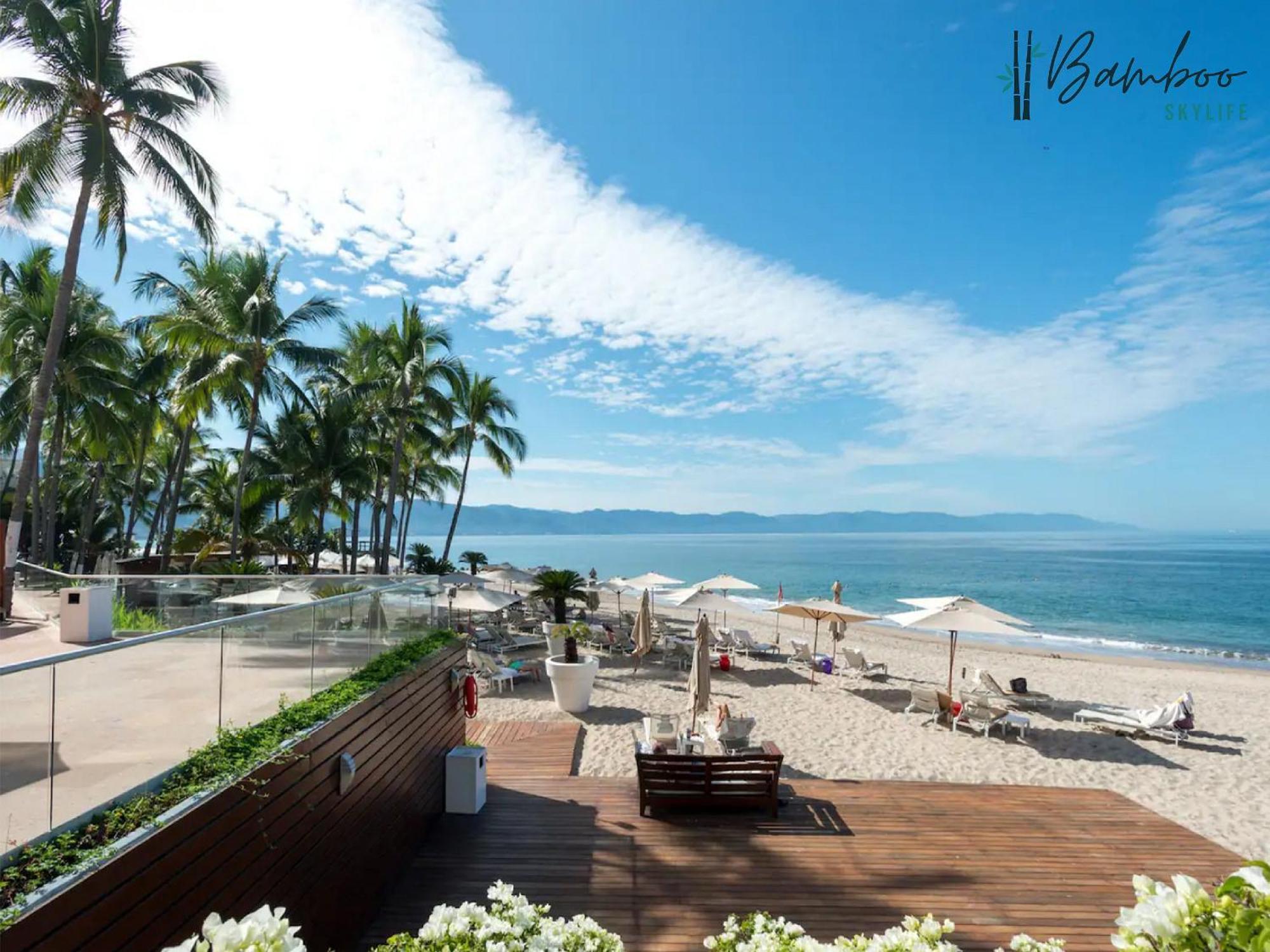 Icon Vallarta Beach Front By Bamboo Skylife 巴亞爾塔港 外观 照片